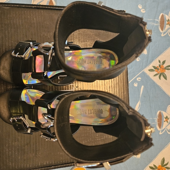 Midnight Mood Buckle Platform Heels - Picture 8 of 13